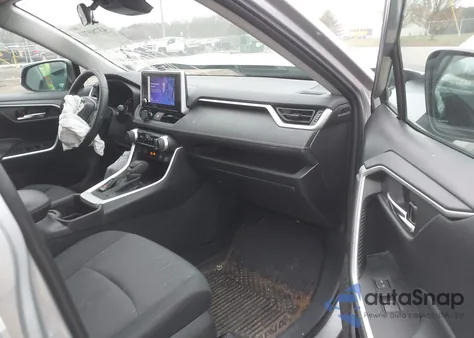 2024 Toyota Rav4 Xle z USA, uszkodzony, nr VIN 2T3P1RFV9RW457286